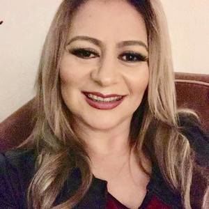 Meet your Posher, Leticia